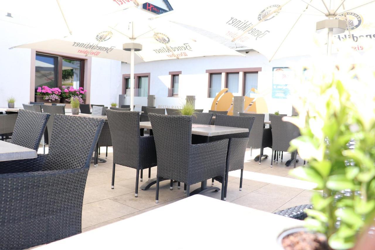 Hotel Restaurant Haus Zwicker Bleialf Zewnętrze zdjęcie